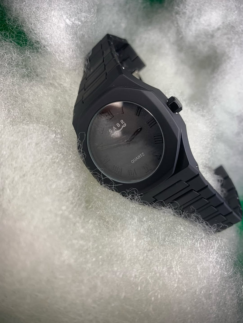 SABR Black Matte Minimalist Men's Watch – Islamic Quartz Wristwatch for Everyday Elegance
