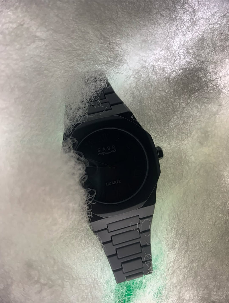 SABR Black Matte Minimalist Men's Watch – Islamic Quartz Wristwatch for Everyday Elegance